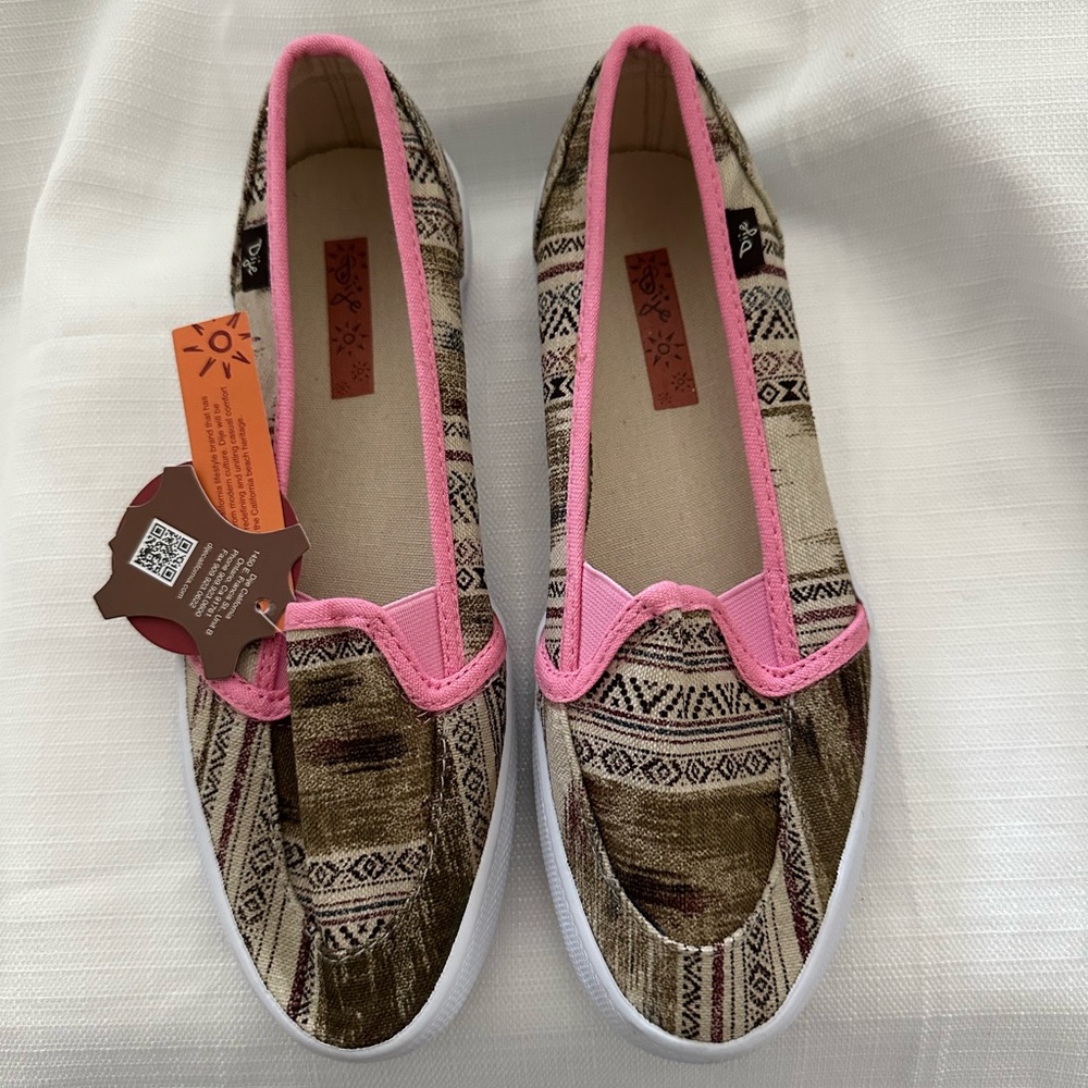 Dije California slip on canvas shoes